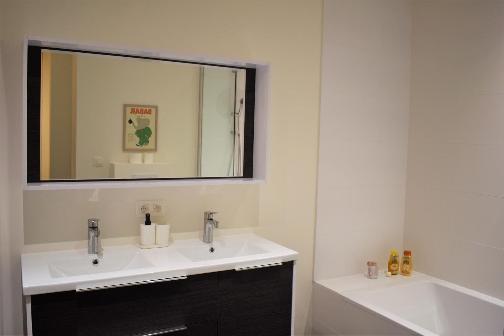 Luxury 2 Bedroom - Antwerp City Centre Extérieur photo